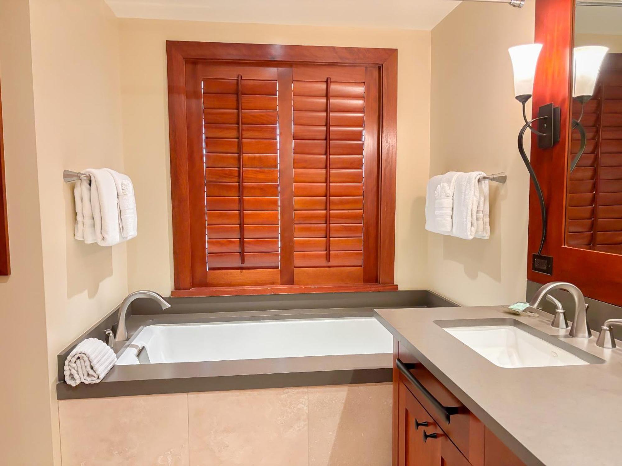 Luxury Pool Front Ko Olina Beach Rental Ground Floor B105 2Br Free Parking Kapolei Zewnętrze zdjęcie